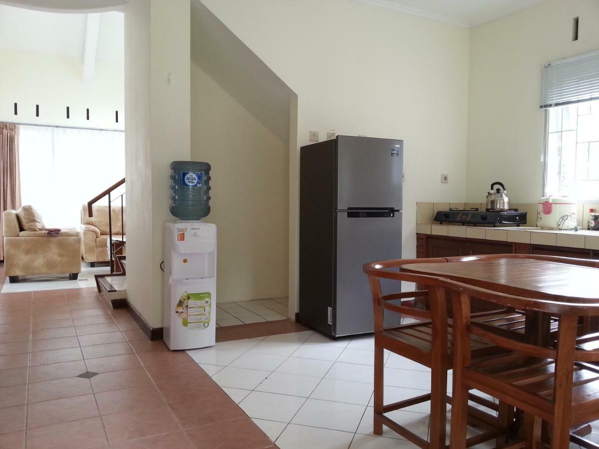 Villa 5Cemara Lembang Eksteriør bilde