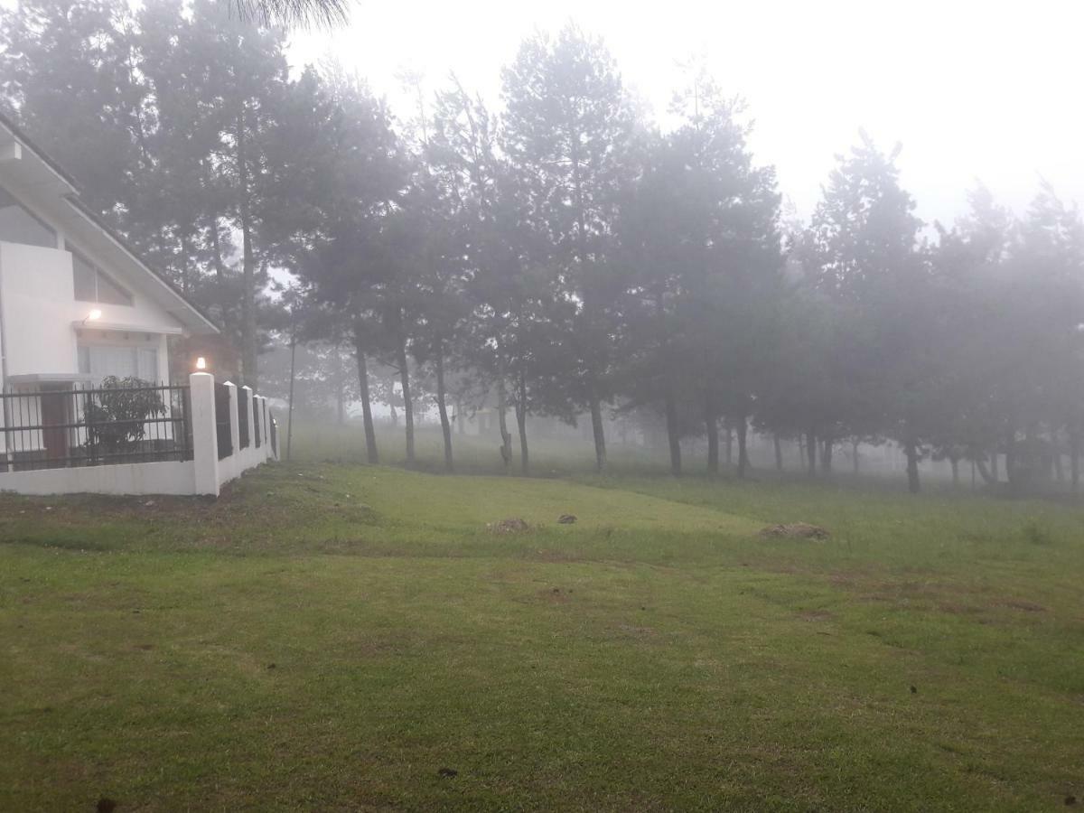 Villa 5Cemara Lembang Eksteriør bilde